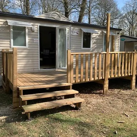 Mobil-home Cheron Кемпинг